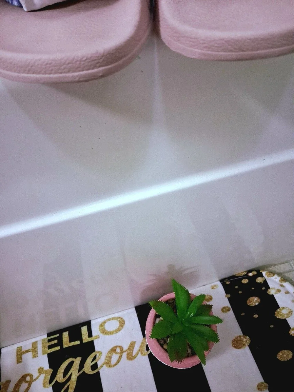 EXC Cute Tory Burch Womens Sz 7M, Light Pink Lina Leather Slides